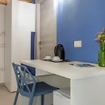 Domus Magma Pensión 4*